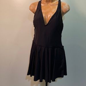 NWT Catalina size XL (16-18) Black Swim Wear